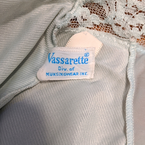 Vintage Vassarette baby blue camisole - Picture 6 of 6